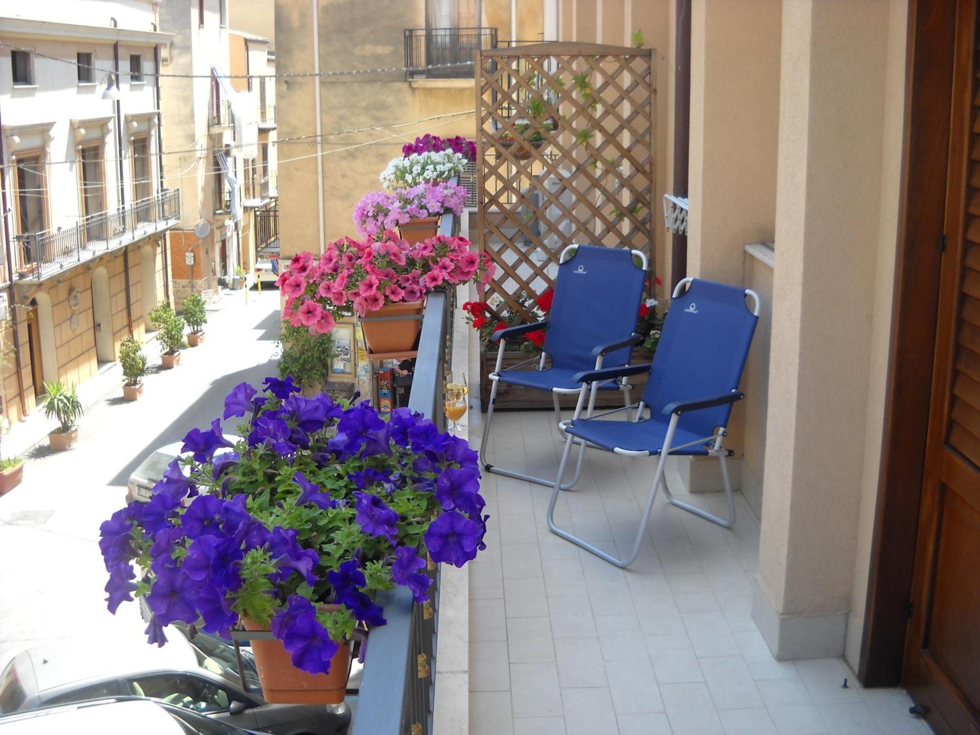 Marconi E Garibaldi 76 Apartment Кастелламмаре-дель-Голфо Экстерьер фото
